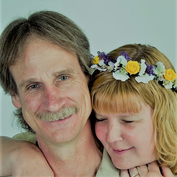 mike-laura-wedding-picture (2)